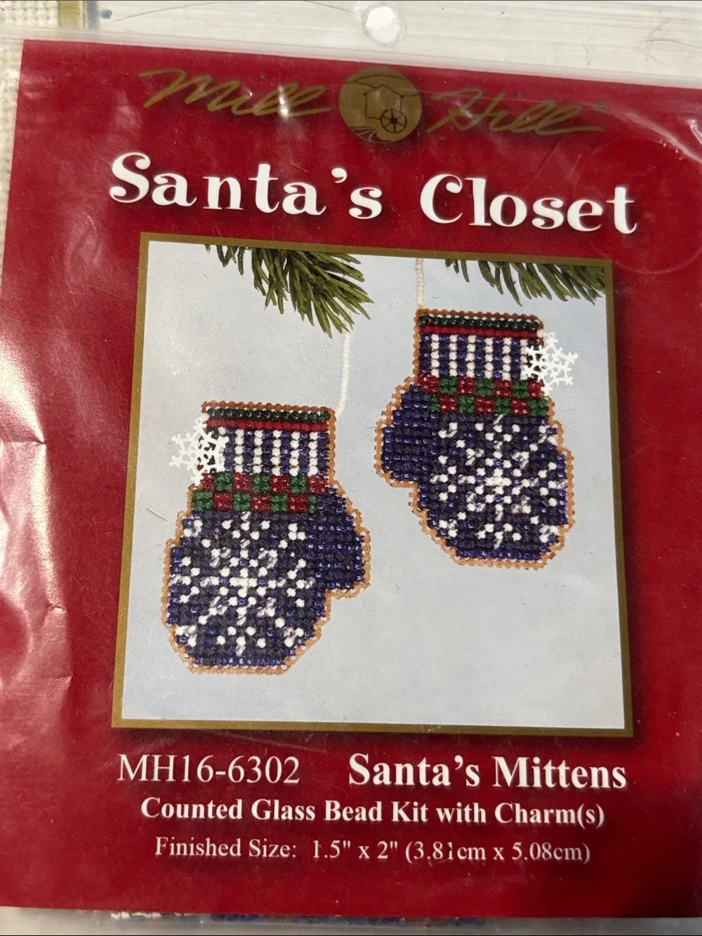 Designs for Needlecraft Lace Christmas Ornaments & Santa's Mittens Kit